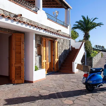 Villa Olivetta Lipari
