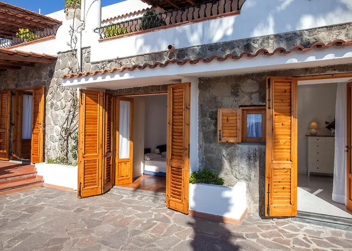 Olivetta * Λίπαρι